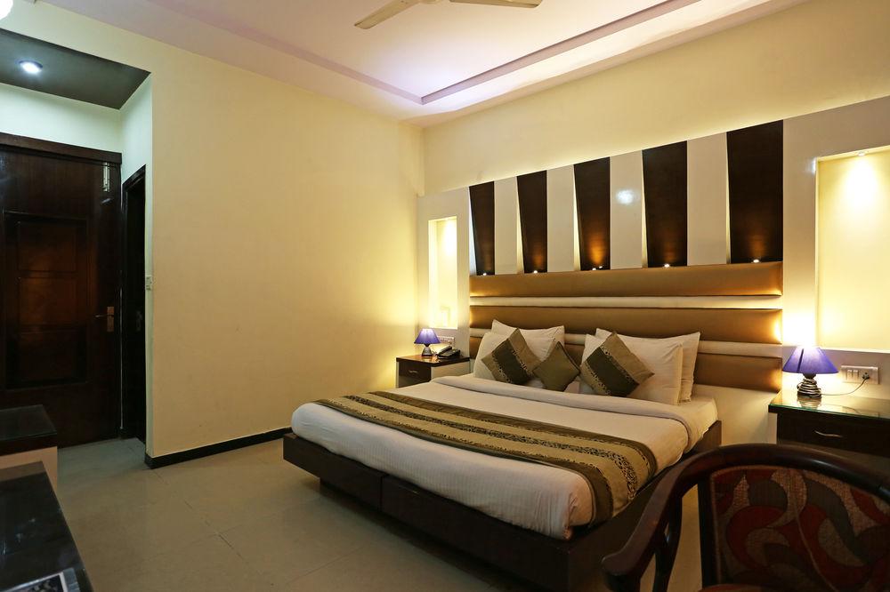 Hotel Star Plaza@New Delhi Railway Station מראה חיצוני תמונה