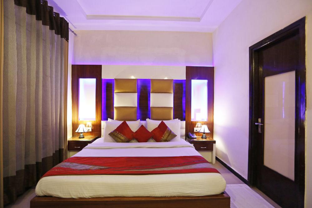Hotel Star Plaza@New Delhi Railway Station מראה חיצוני תמונה