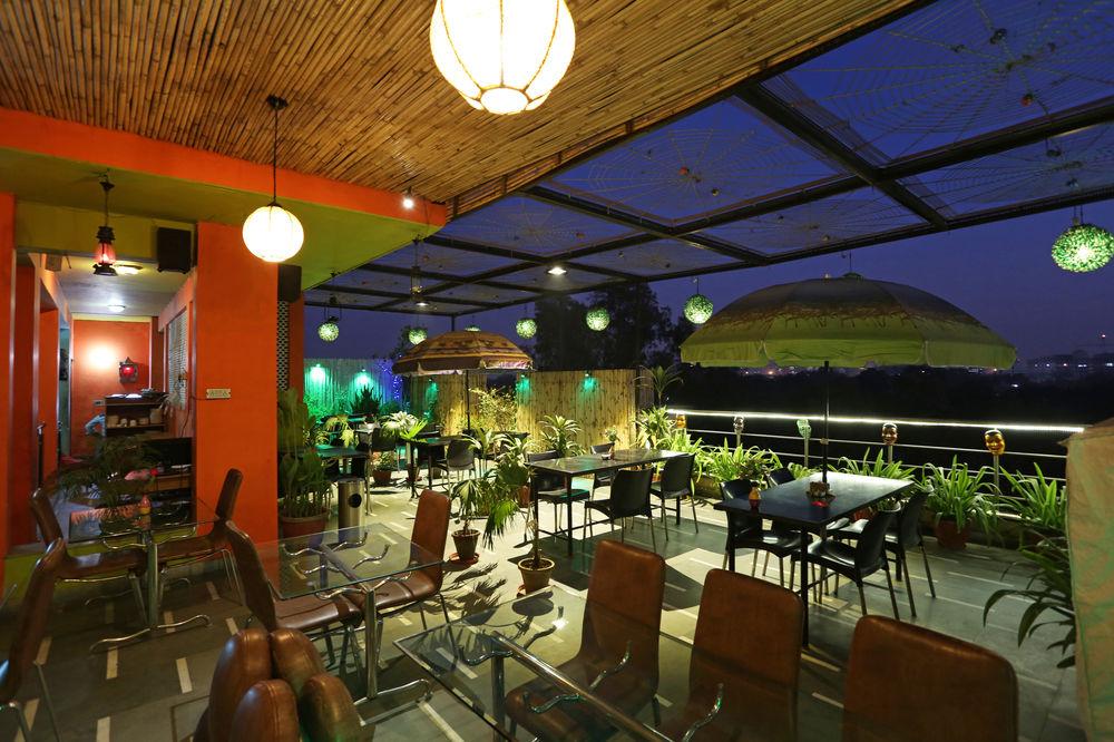 Hotel Star Plaza@New Delhi Railway Station מראה חיצוני תמונה