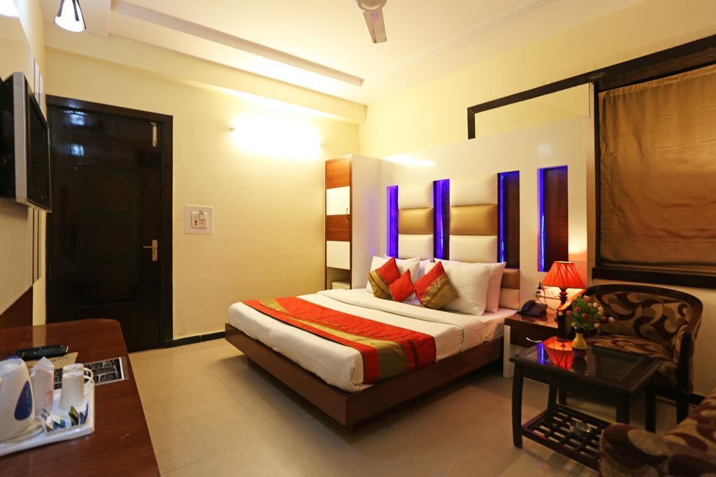 Hotel Star Plaza@New Delhi Railway Station מראה חיצוני תמונה