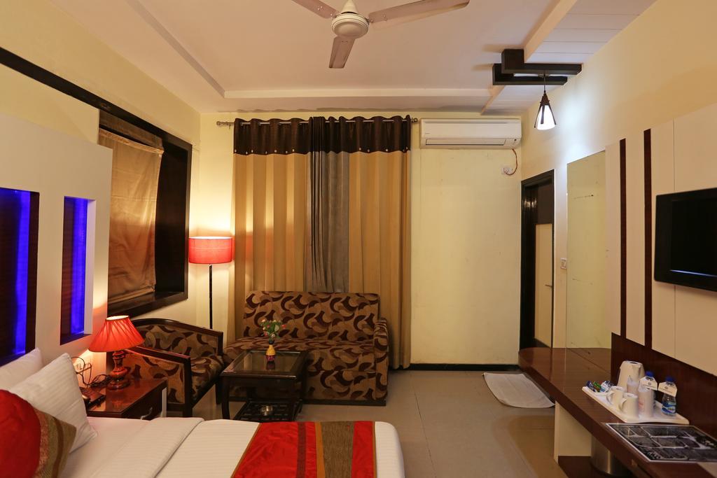 Hotel Star Plaza@New Delhi Railway Station מראה חיצוני תמונה