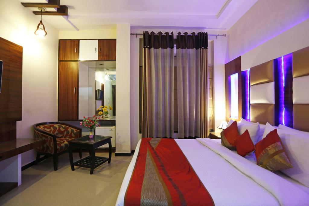 Hotel Star Plaza@New Delhi Railway Station מראה חיצוני תמונה