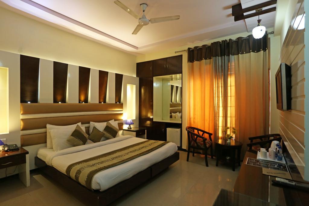 Hotel Star Plaza@New Delhi Railway Station מראה חיצוני תמונה