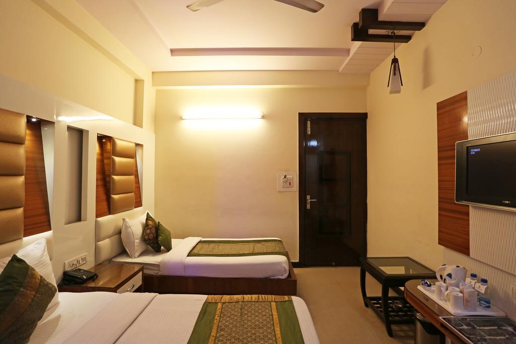 Hotel Star Plaza@New Delhi Railway Station מראה חיצוני תמונה